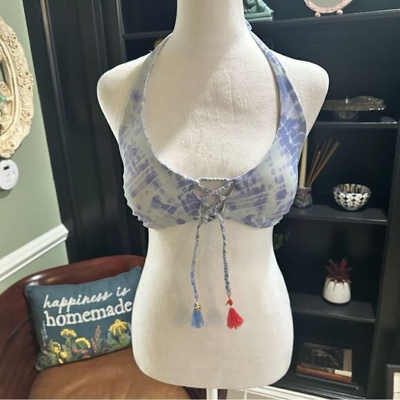 Victoria’s Secret reversible bikini top size small - Picture 9 of 11